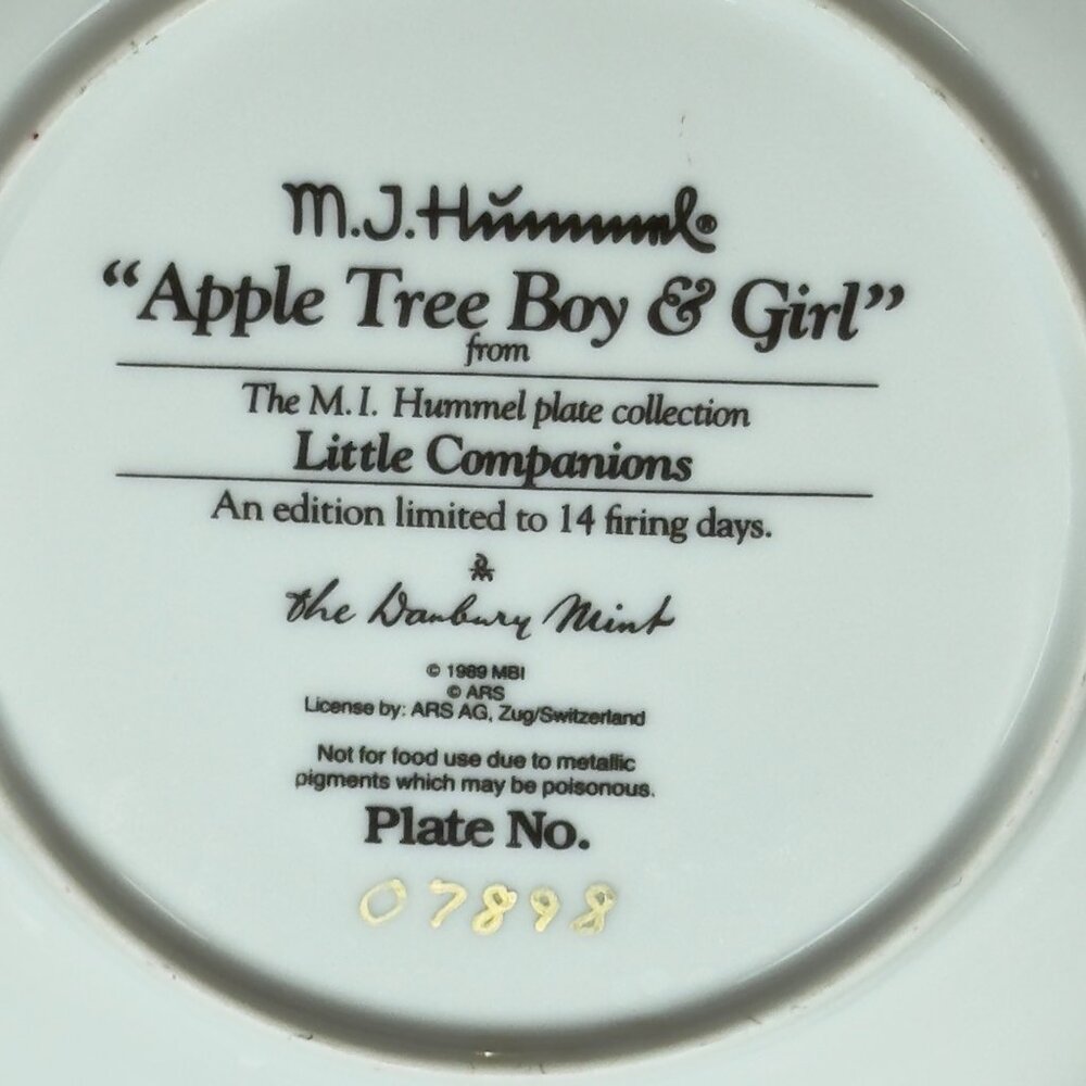 M.J. Hummel "Apple Tree Boy & Girl" Plate Limited Edition Danbury Mint - Picture 8 of 9
